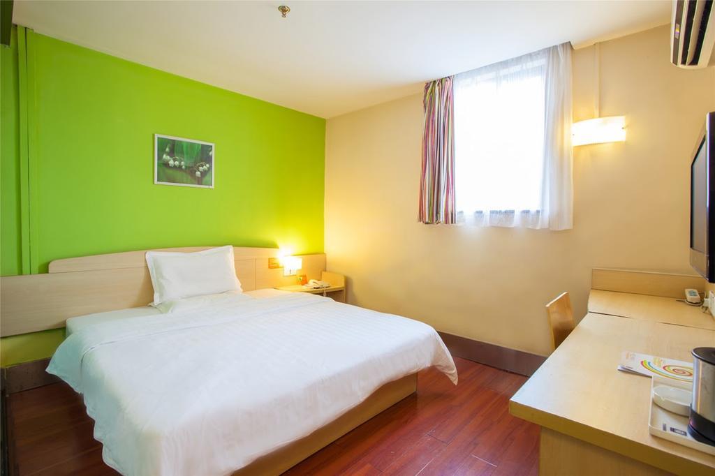 7Days Inn Bazhong Nanchi South Road Phoenix City Exterior foto